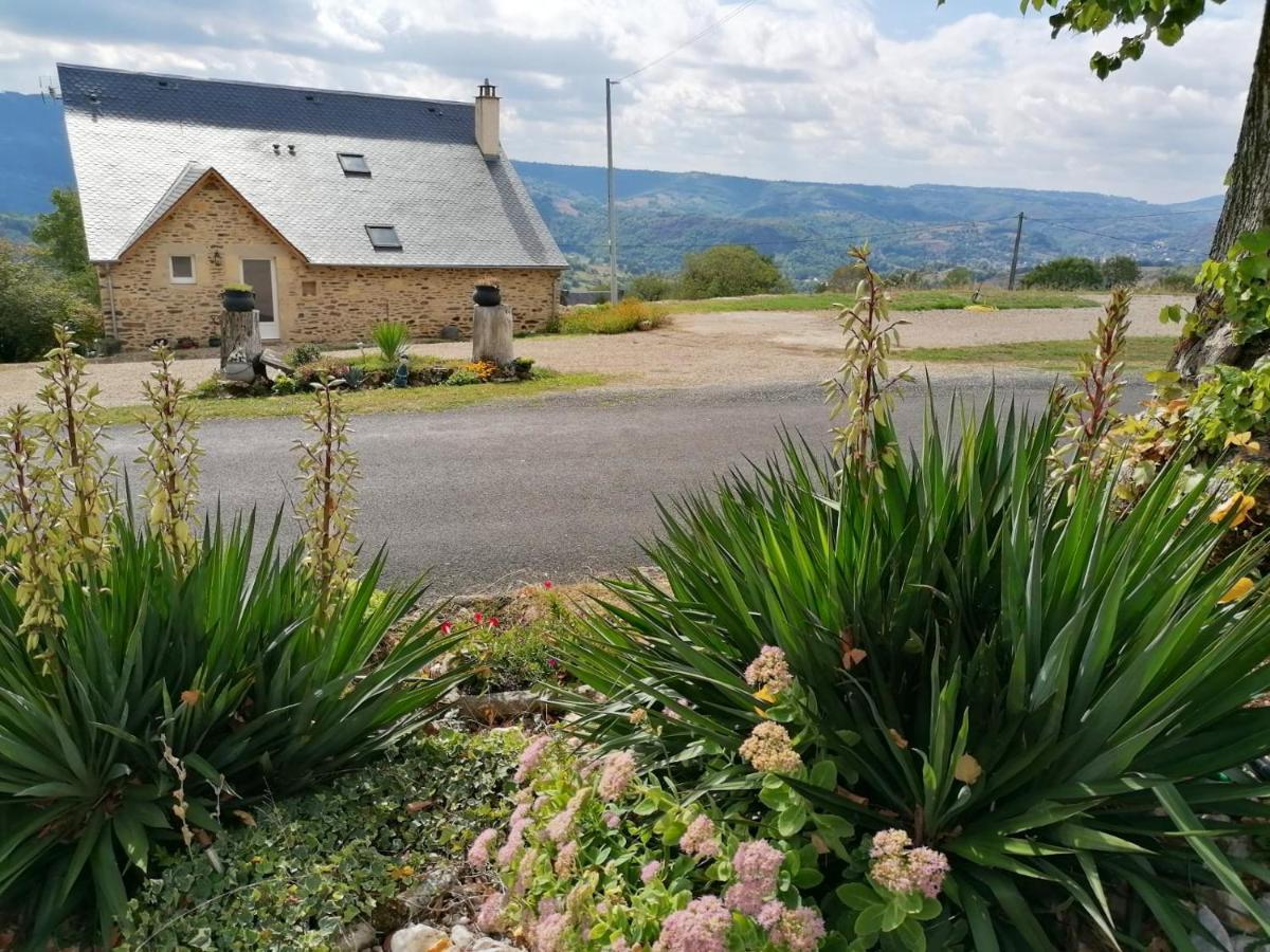 Appartement Charmant A Saint Come D'Olt Vue Montagne 80 M² Balconc Zewnętrze zdjęcie